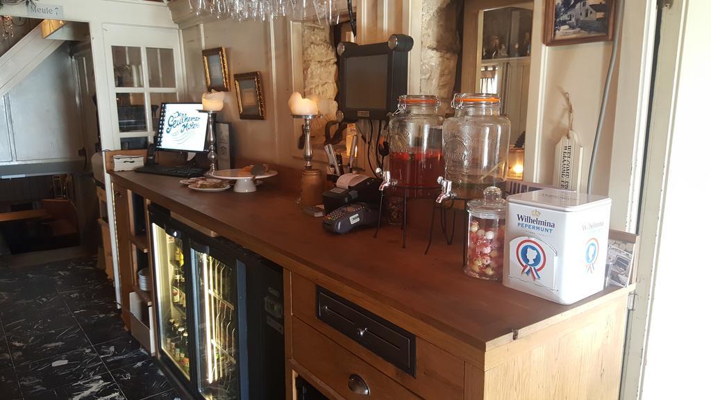 Hôtel Tavern De Geulhemermolen à Berg en Terblijt Extérieur photo